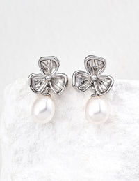 Three Leaf Clover Natural Pearl Earrings