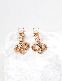 Vintage Design Pearl Zircon Earrings