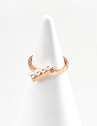 Simple pearl ring