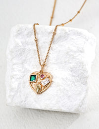 Retro design zircon heart-shaped pendant