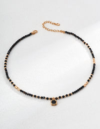 Round smooth black agate necklace