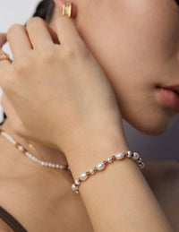 Fashionable natural pearl glass bead bracelet